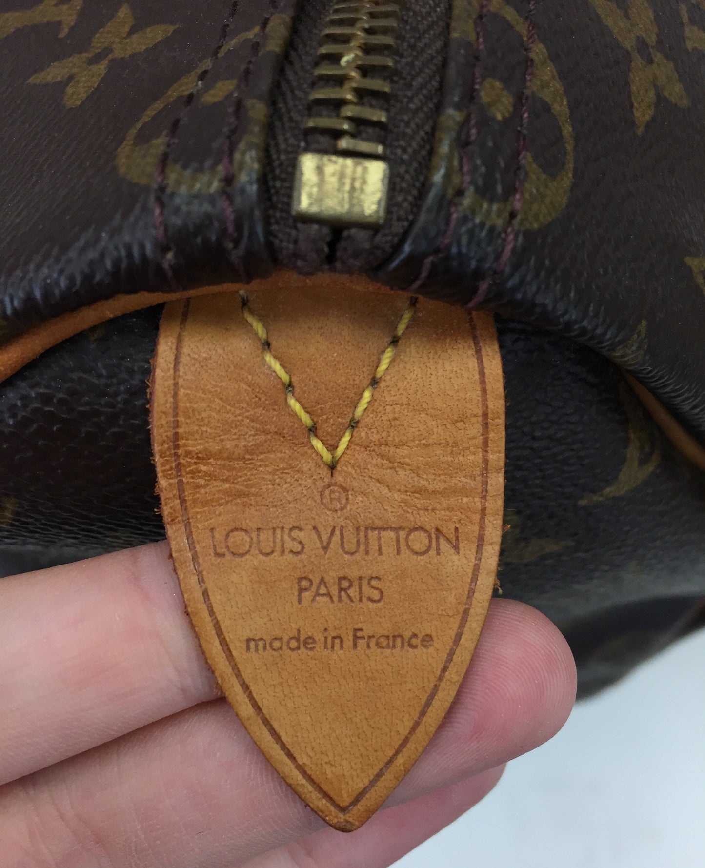 Authentic Louis Vuitton Monogram Speedy 35