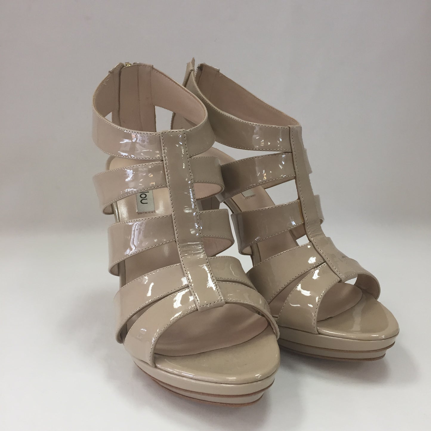 Authentic Nina Lilou Beige Patent Sandals Women's Size 40
