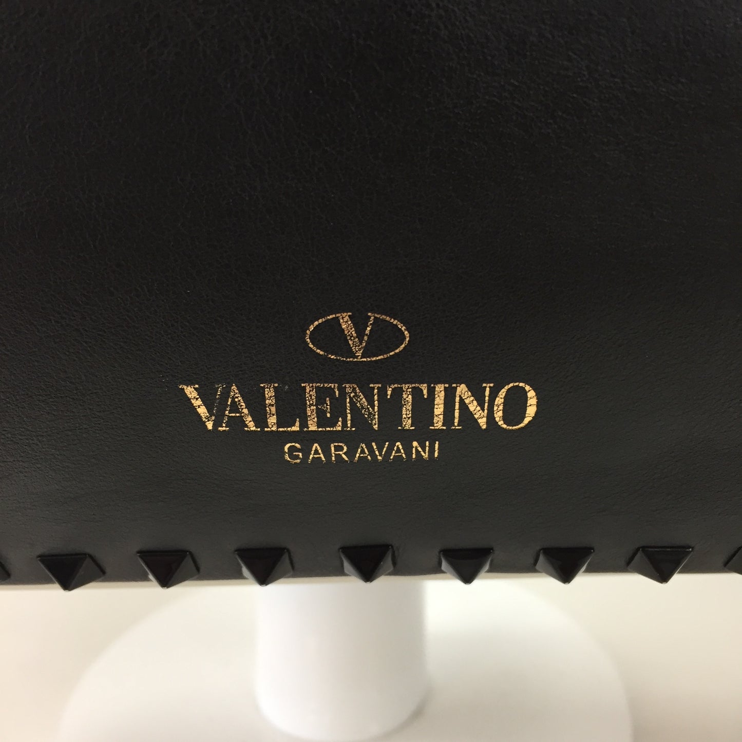 Authentic Valentino Garavani Cream And Black Rockstud Tote