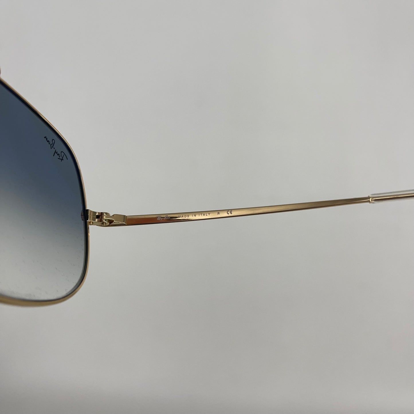 Authentic Ray Bans Gold Aviators with Blue Lenses RB3561