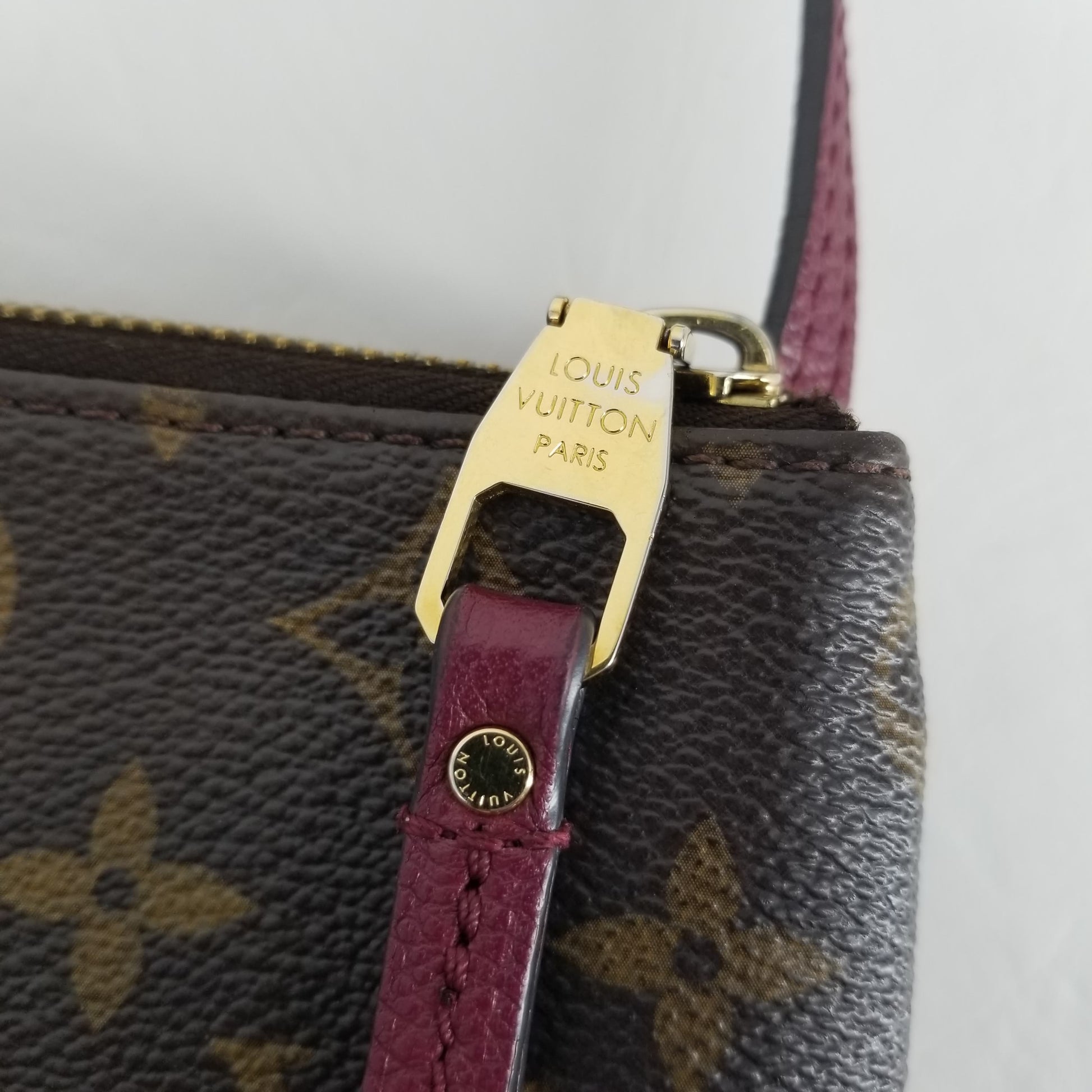Authentic Louis Vuitton Monogram Aurore Twice Twinset Cross Body – Luxe  Touch Luxury Resale