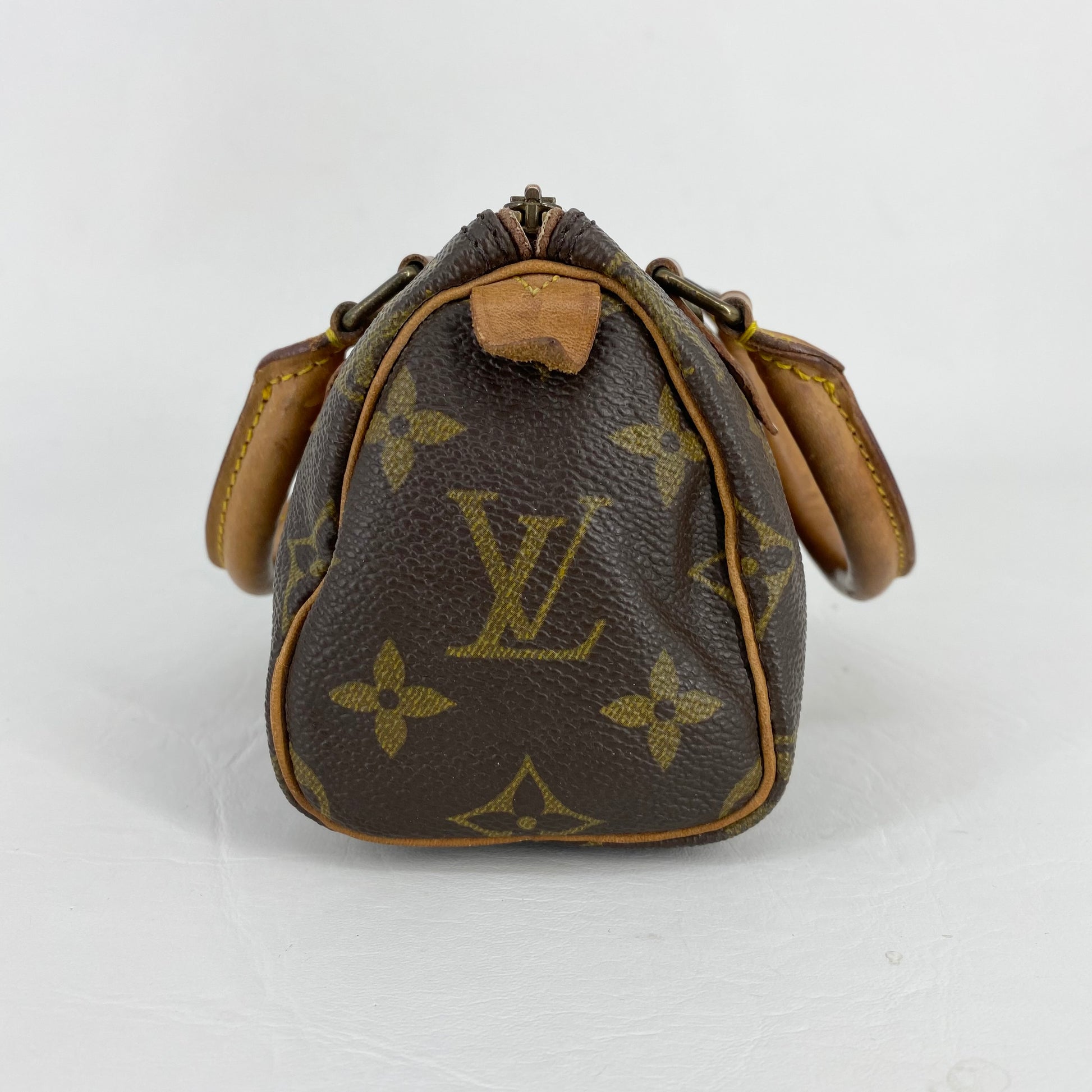 Louis Vuitton LV Nano  bag Black ref.242836 - Joli Closet