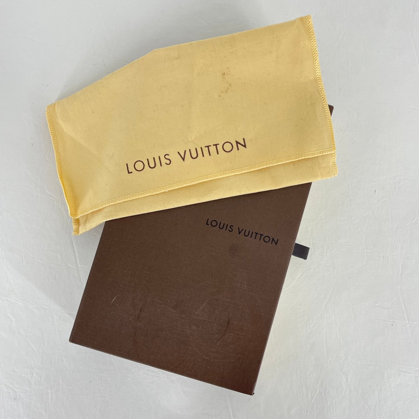 Authentic Louis Vuitton Amarante Sarah Wallet