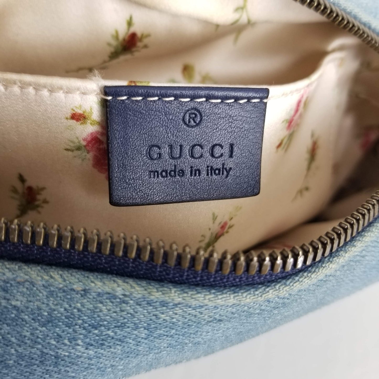 Authentic Gucci Denim Camera Bag Pearl GG’s