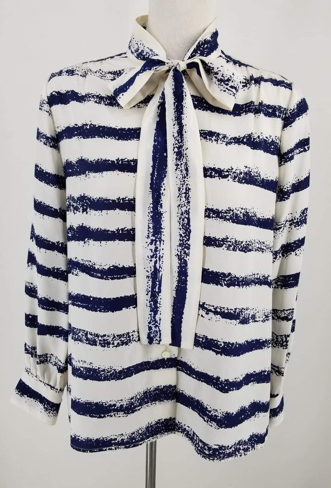 Authentic Chanel Cream Navy Pussy Bow Blouse Sz M/L