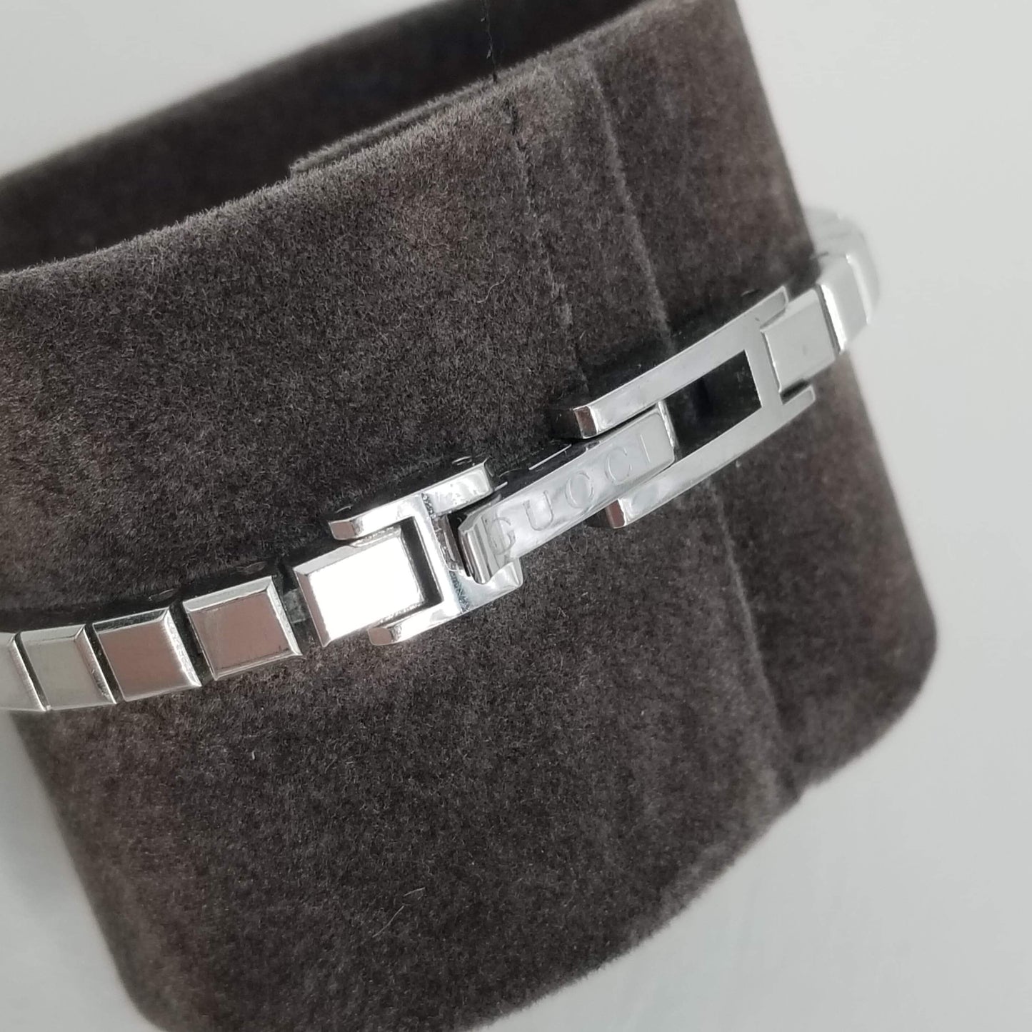 Authentic Gucci Vintage Silver G Bracelet Watch