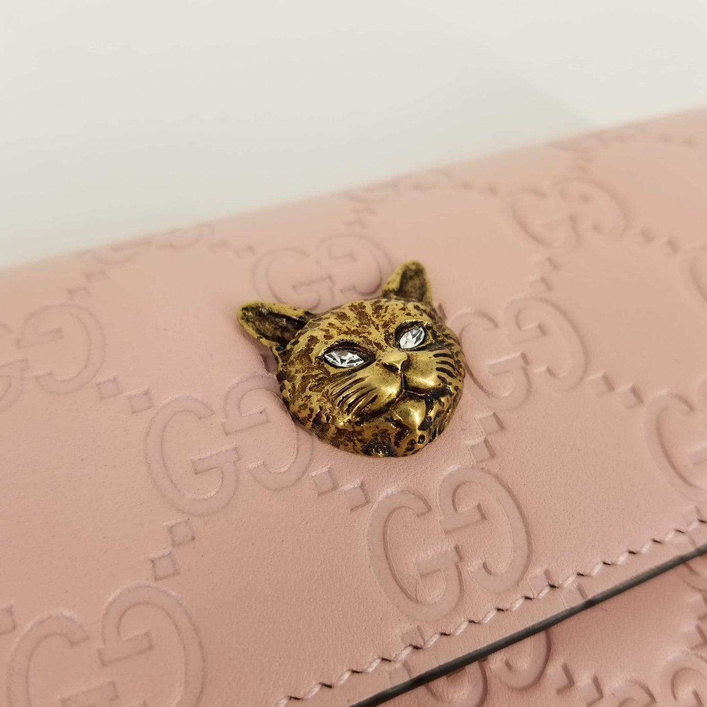 Authentic Gucci Blush Guccissima Cat Wallet