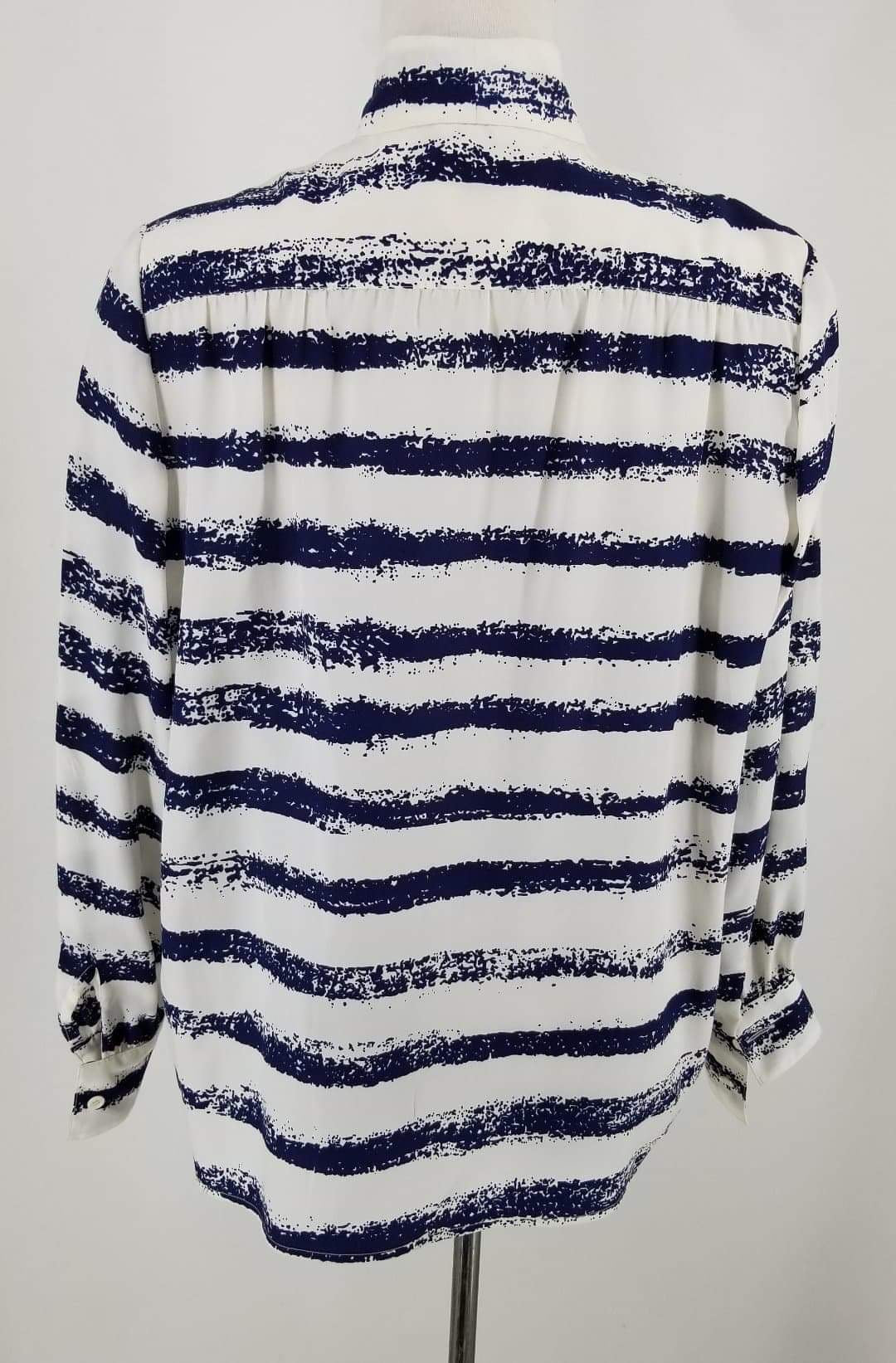 Authentic Chanel Cream Navy Pussy Bow Blouse Sz M/L