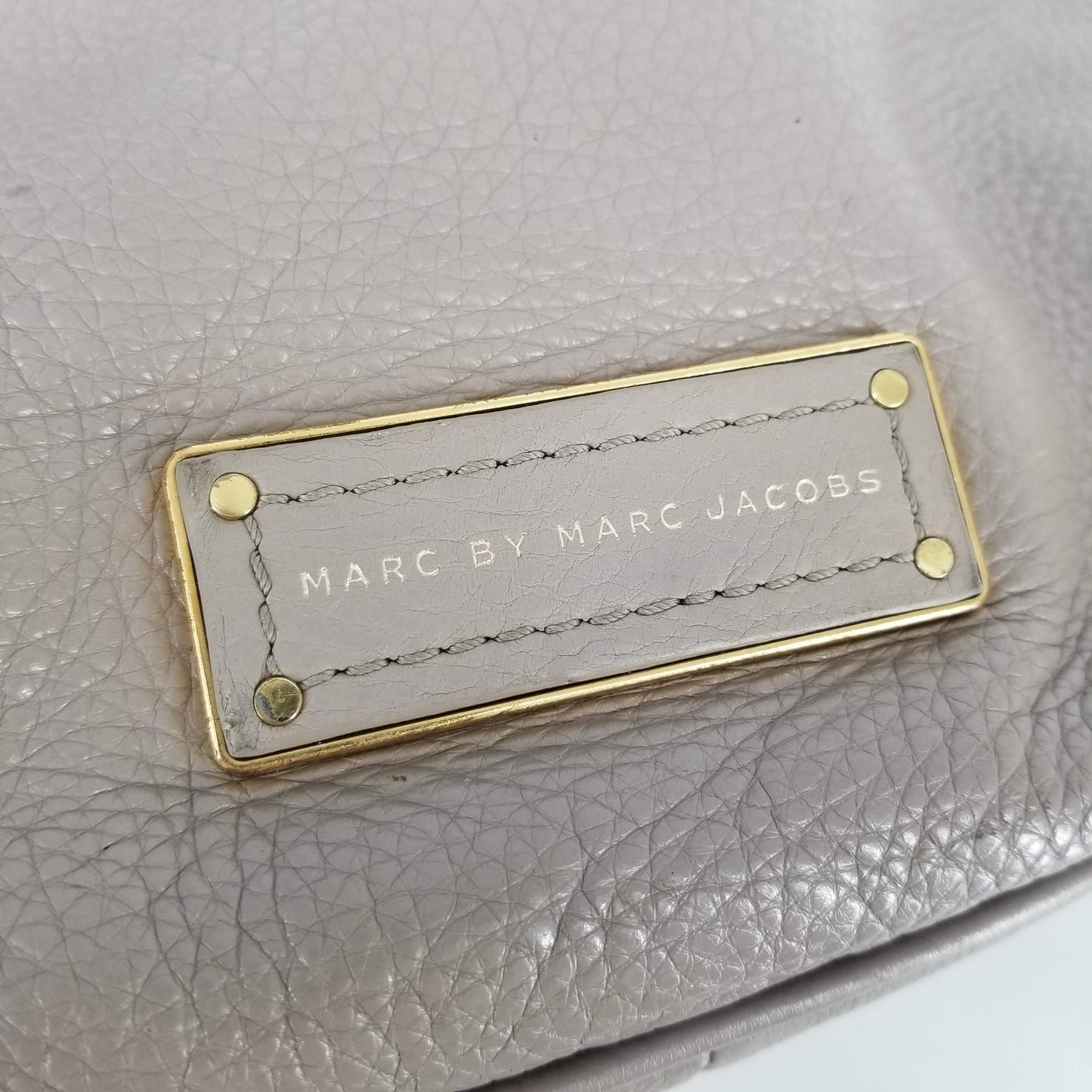 Authentic Marc Jacobs ‘Too Hot To Handle’ Cement Grey Crossbody