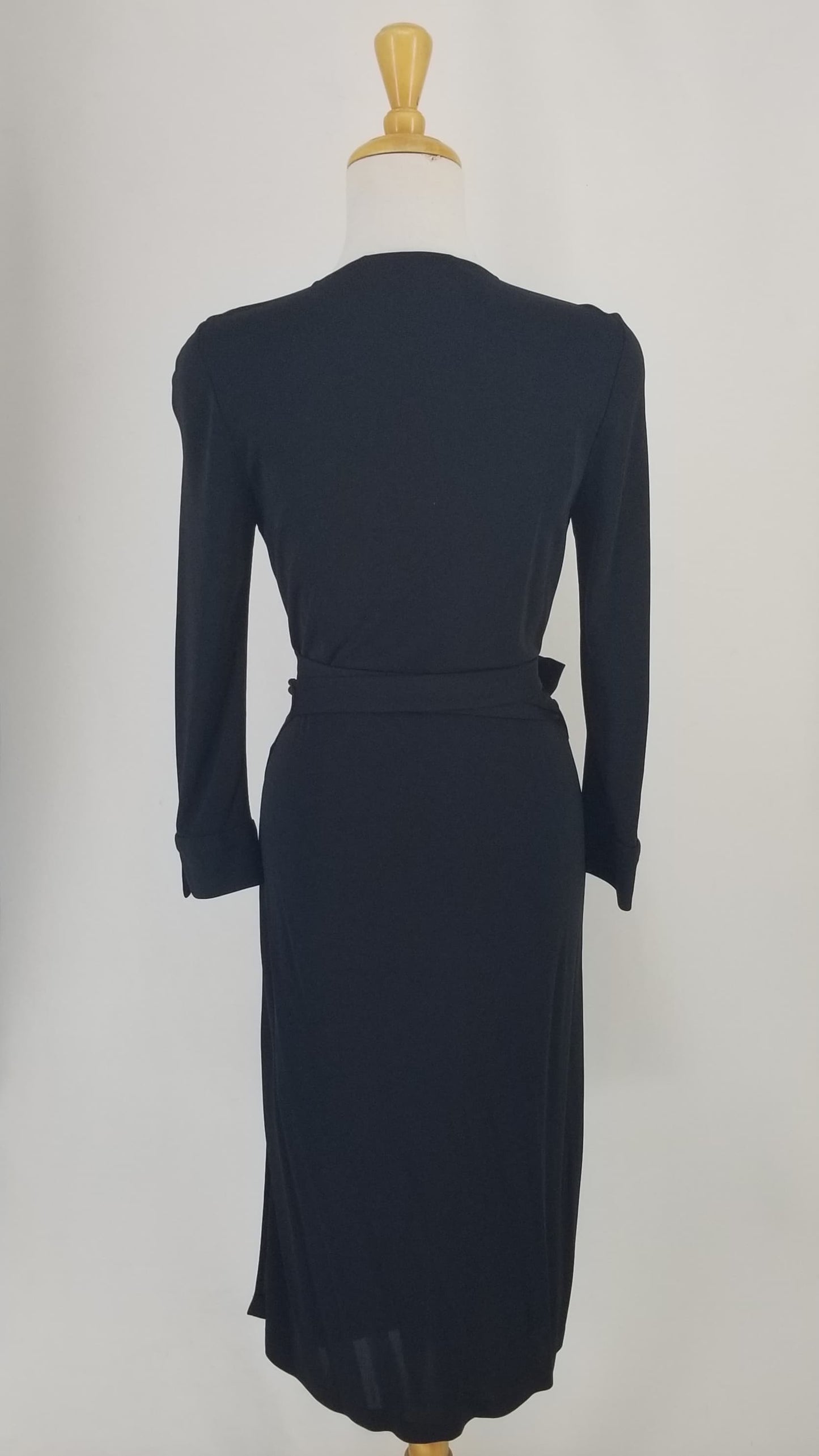 Authentic Diane Von Furstenberg Black Wrap Dress Sz 6