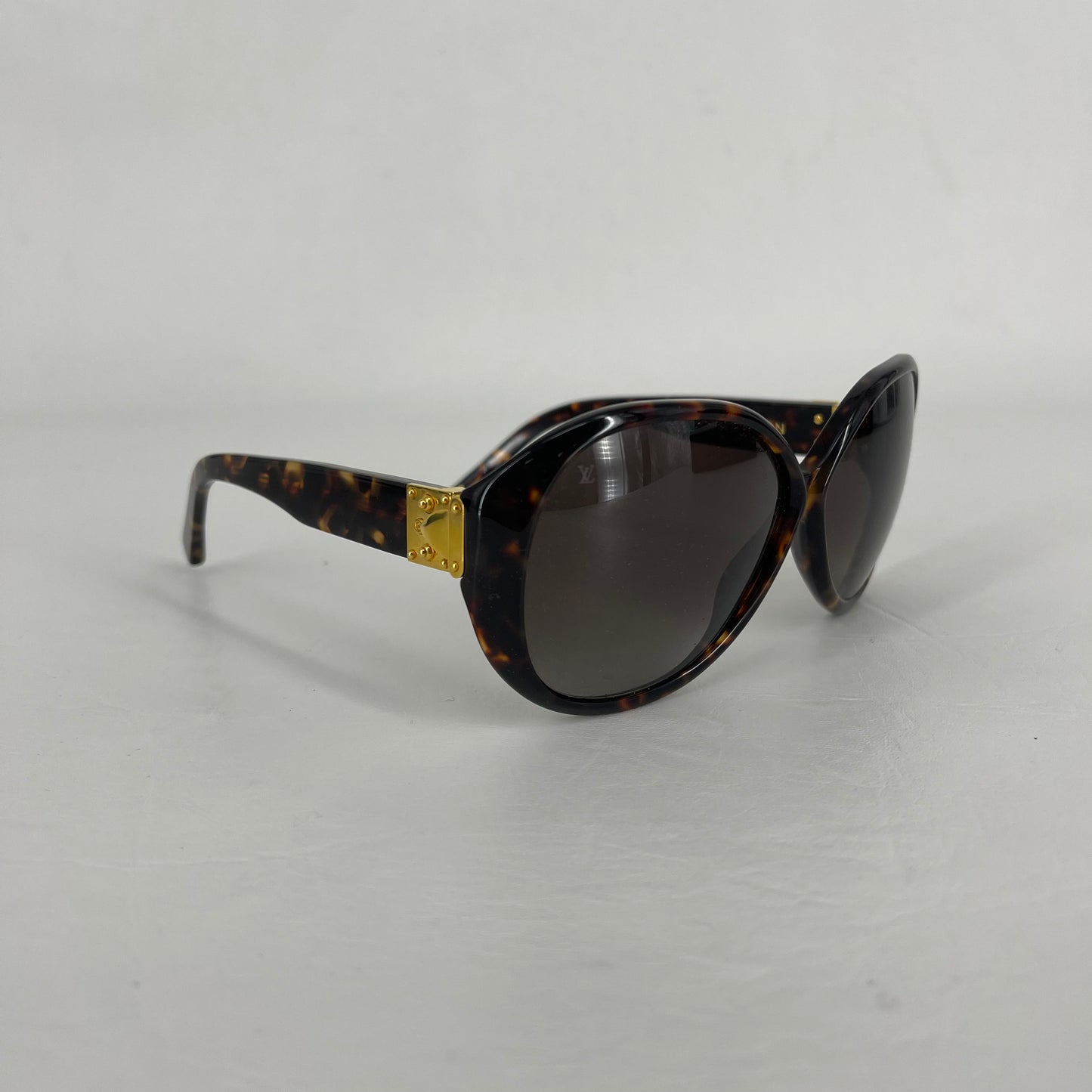 Authentic Louis Vuitton Tortoise Soupçon Sunglasses Z0255