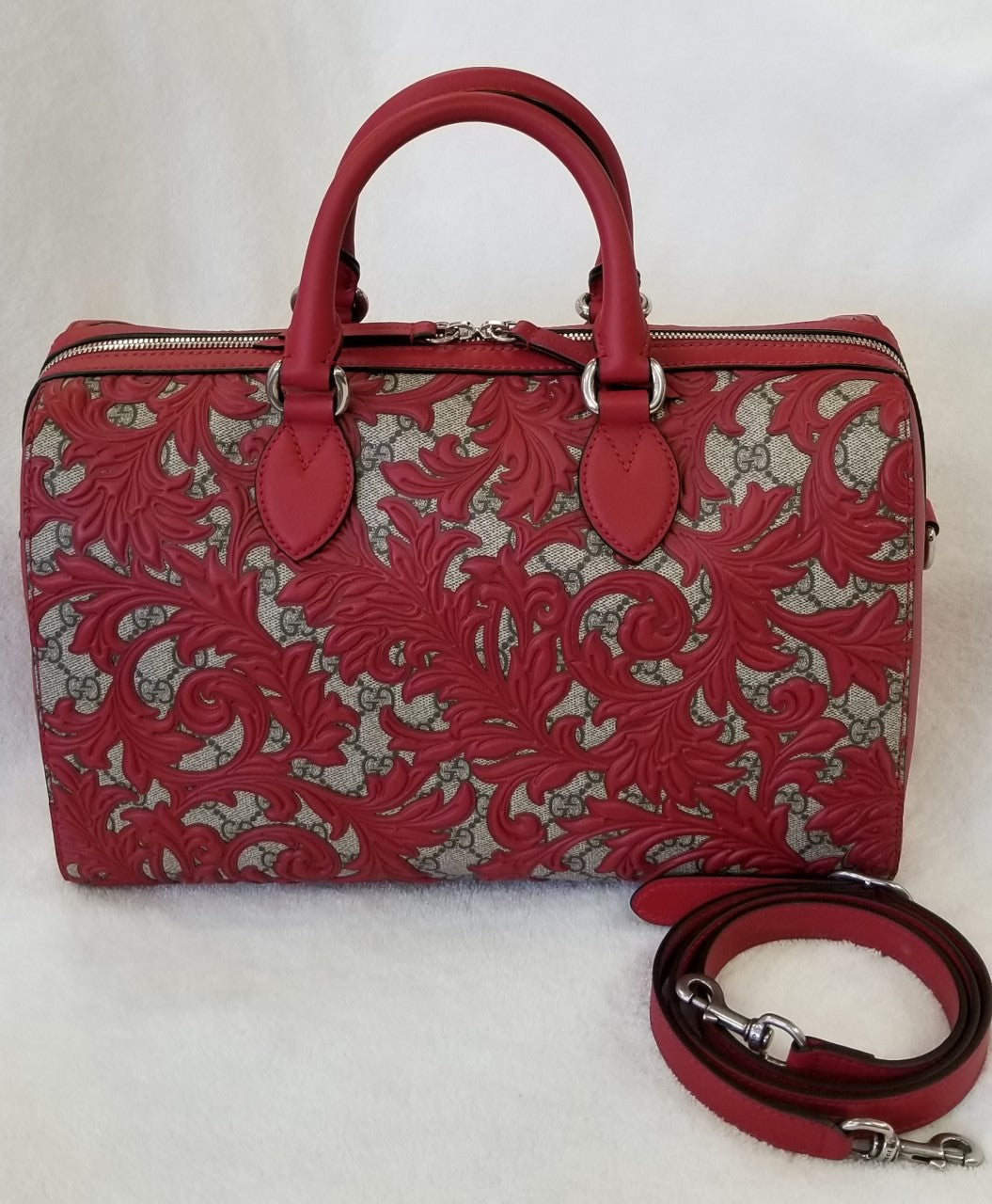 Authentic Gucci Boston Arabesque Supreme Red Large Boston Bag